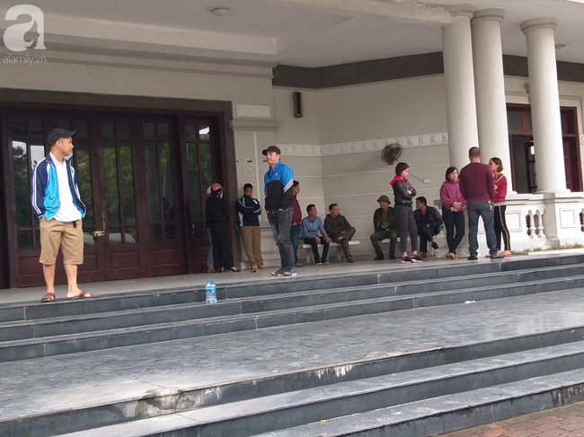 bac si trong vu be trai 22 thang tu vong bat thuong toi am anh ca doi chu khong phai vi dong tien