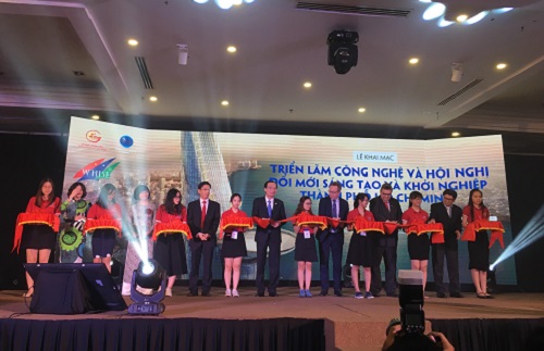 khai mac tuan le doi moi sang tao va khoi nghiep tphcm 2018