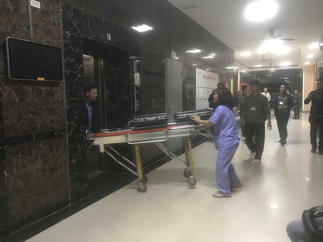 vu be so sinh nghi bi nem o chung cu linh dam cong an niem phong nha dua hai co gai tre tu tang 31 di trong dem