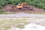 Hà Tĩnh: Núi Eo Bạch đang bị nạn khai thác đất đá trái phép “xâm hại” đến xót xa