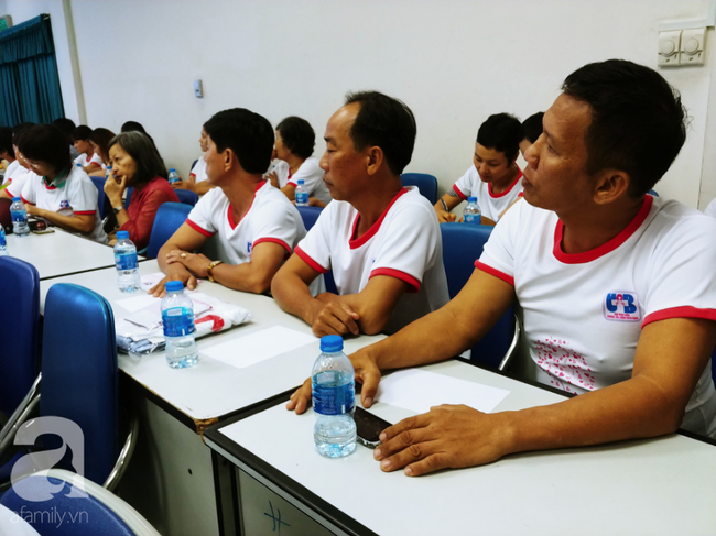 tam su cuoi ra nuoc mat cua nu benh nhan ung thu vu ngay 20 10 thay mat bac si la muon oi