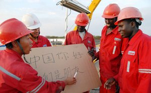 ban tiec hang chuc nghin usd o tq va cau chuyen dang sau tinh mang ngu dan ngheo o nam phi