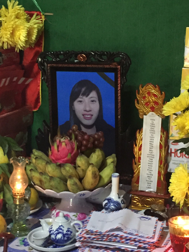 tieng khoc xe long cua dua tre 8 thang tuoi bu vu ba ngoai sau ngay nguoi me tu vong vi tai nan giao thong