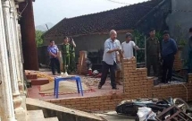 hoa binh con trai chem me tu vong roi phi tang xuong gieng