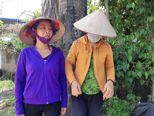 doi tuong sat hai me roi nem xuong gieng phi tang o hoa binh la con nuoi