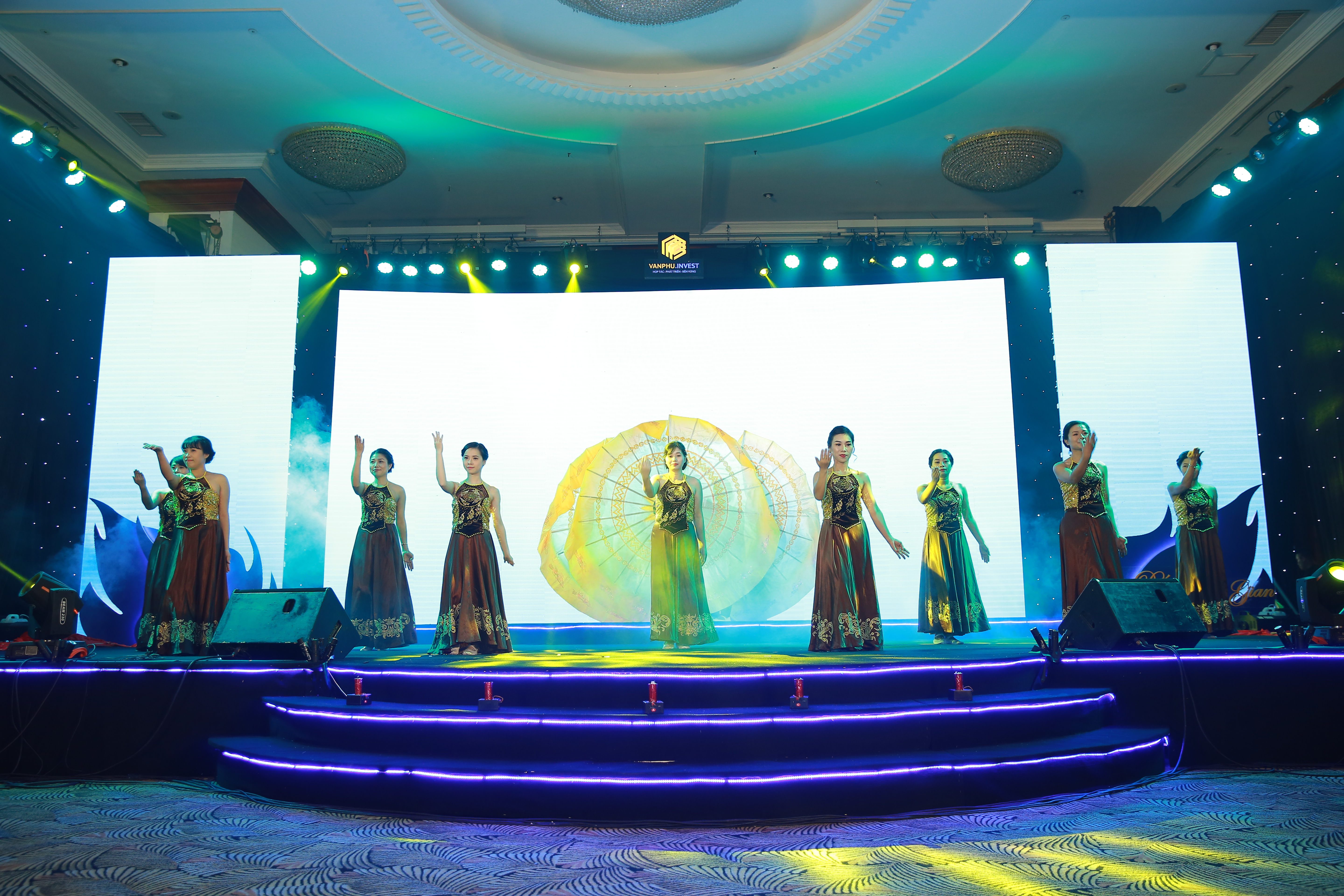 van phu invest va con duong tro thanh nha phat trien bat dong san chuyen tam