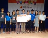Tổ chức BeCause For Hope trao tặng máy tính cho học sinh miền núi Quảng Trị