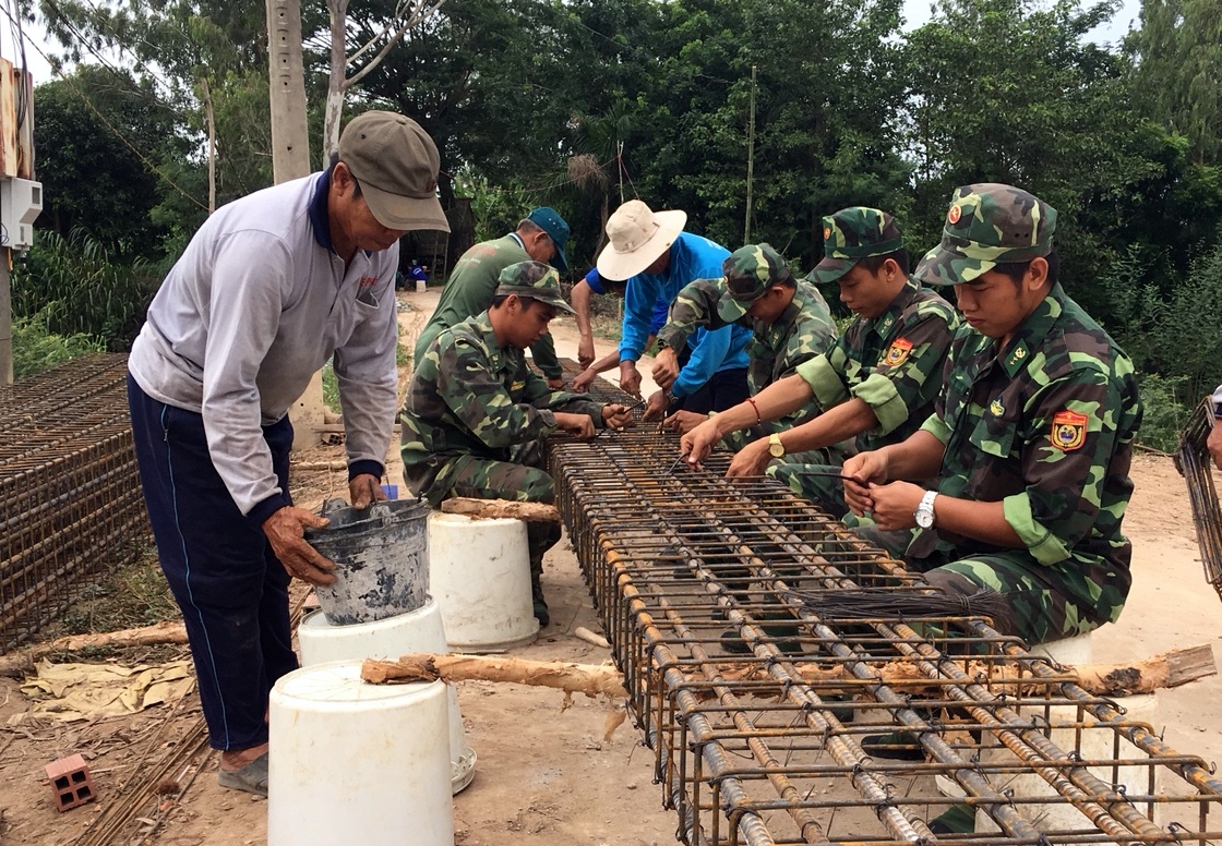 khanh thanh cau lien xa bien gioi vinh xuong phu loc