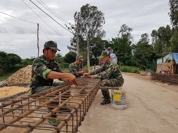 khanh thanh cau lien xa bien gioi vinh xuong phu loc