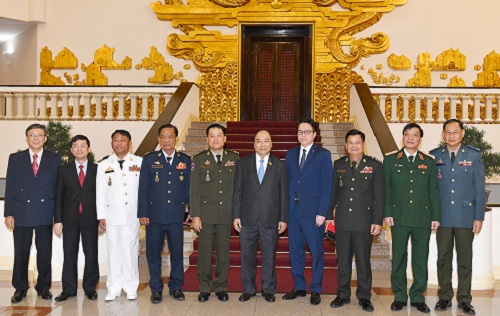 quan doi gop phan thuc day quan he gan bo giua nhan dan viet nam campuchia