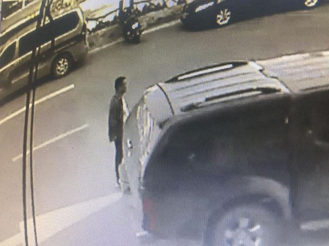 ke gian dap kinh o to lay 35 ty dong bao ve ngan hang noi khong nghe tieng dong nao