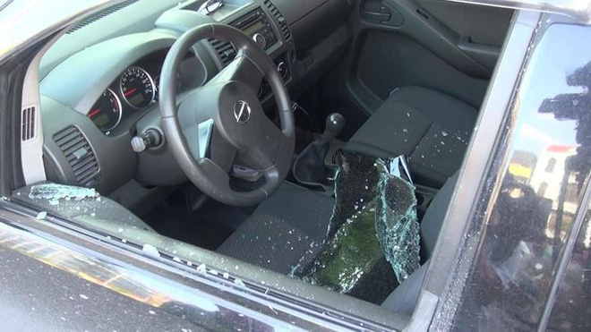 ke gian dap kinh o to lay 35 ty dong bao ve ngan hang noi khong nghe tieng dong nao