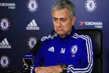 lien doan bong da anh tiep tuc phat hlv mourinho