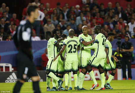 man city va real dat tay nhau vao vong trong
