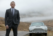 phim moi ve james bond gay sot phong ve bac my