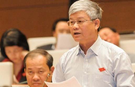 dai bieu quoc hoi danh gia cao nhung bo truong xuat hien o diem nong