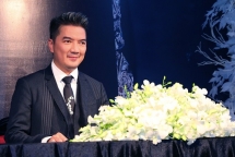 ca si dam vinh hung duoc trao giai ngoi sao chau a
