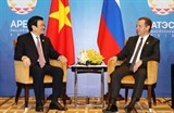 Chủ tịch nước Trương Tấn Sang gặp Thủ tướng Nga Medvedev