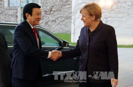 thu tuong angela merkel duc ung ho lap truong chinh nghia cua viet nam