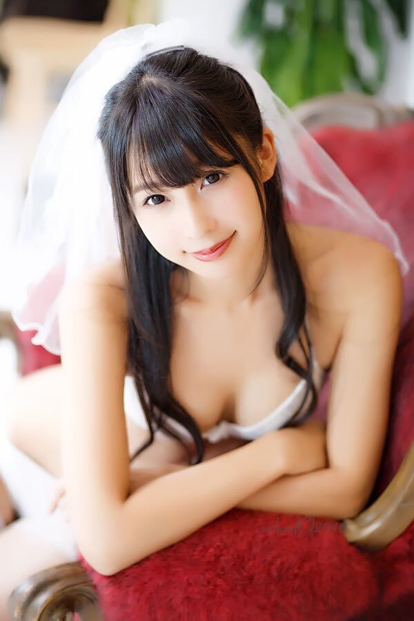 aya kawasaki nguoi dep nhat ban sinh nam 1991 me truyen conan