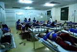 hang tram cong nhan tai binh duong nhap vien nghi do ngo doc thuc pham