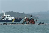 Đắm tàu ngoài khơi Indonesia, ít nhất 21 người chết