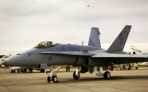 thay vi f 16 nen mua fa 18 cu de phoi hop tac chien cung su 30mk2