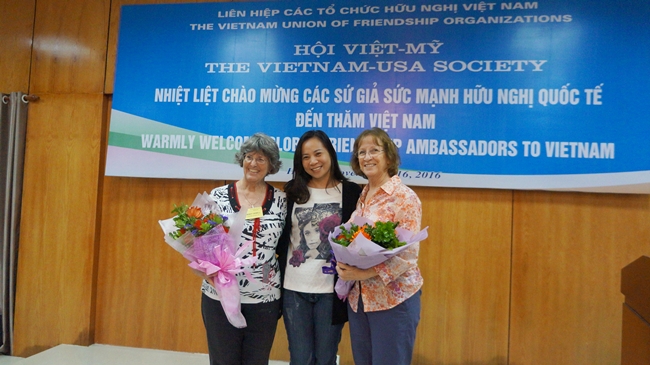 gioi thieu viet nam cua hom nay toi cac dai su huu nghi toan cau