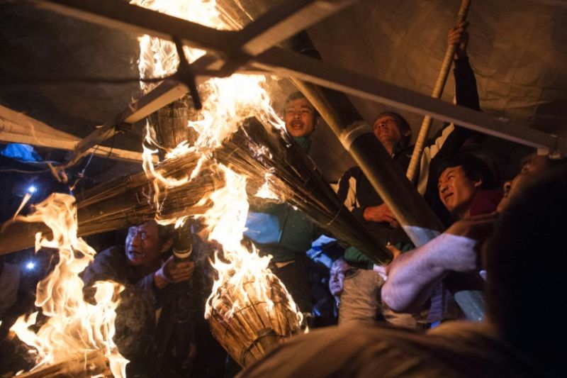 le hoi khinh khi cau lua ngoan muc o myanmar