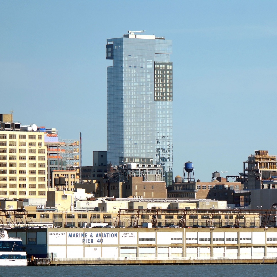 10 toa nha choc troi mang ten trump tren toan the gioi