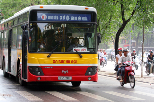 ha noi du kien tang hon 1200 xe buyt theo tieu chuan chau au