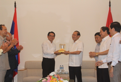 ke thua va phat huy quan he huu nghi giua tinh phu tho va luong nam tha lao