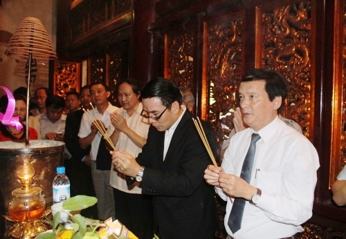 ke thua va phat huy quan he huu nghi giua tinh phu tho va luong nam tha lao