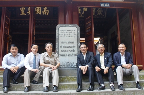 ke thua va phat huy quan he huu nghi giua tinh phu tho va luong nam tha lao