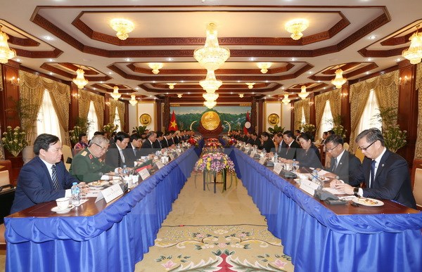 tong bi thu nguyen phu trong hoi dam voi tong bi thu lao volachith