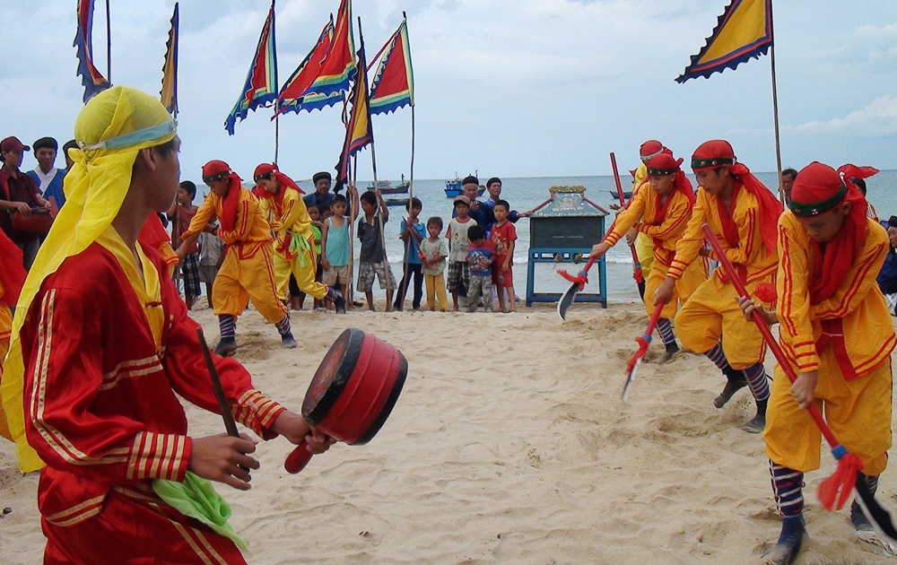 phu yen le hoi cau ngu la di san phi vat the quoc gia