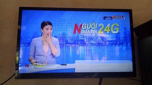 nu mc xinh dep len tieng ve hanh dong ngoay mui tren song truyen hinh