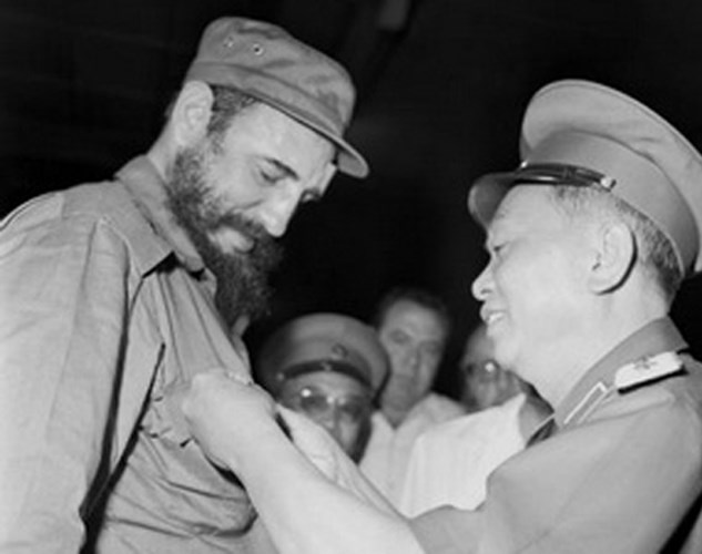 hom nay chu tich quoc hoi se tham du le tang lanh tu fidel castro