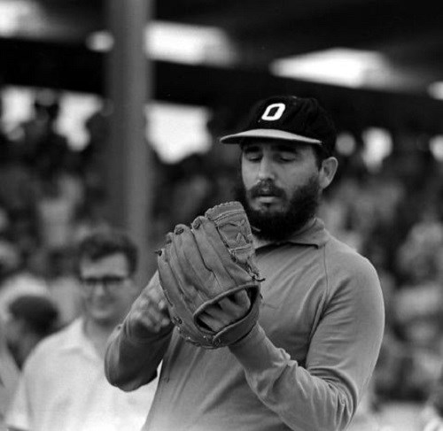 hinh anh dang nho ve lanh tu cuba fidel castro