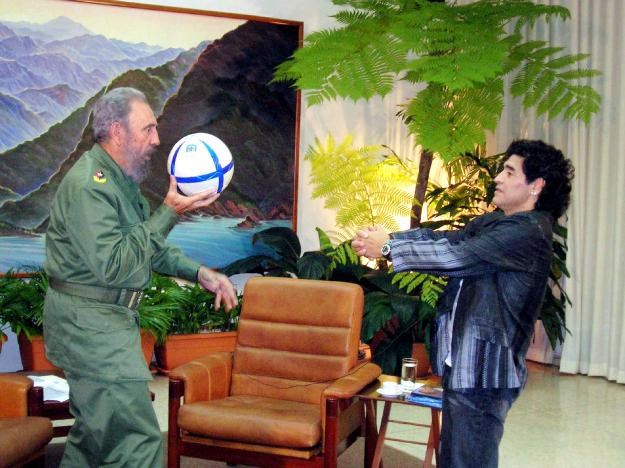 hinh anh dang nho ve lanh tu cuba fidel castro