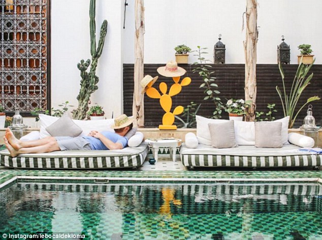 be boi nho nhat the gioi thu hut dong dao du khach