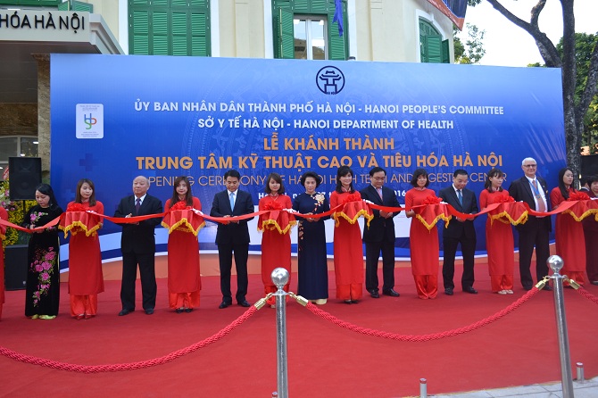 ha noi nguoi dan duoc tam soat ung thu voi gia hon 60 nghin dong