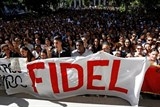 hang chuc nghin nguoi cuba toi vieng lanh tu fidel castro