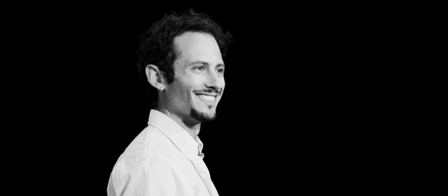 vi 4 sai lam nay mot nhan vien cua facebook da mat toi 185 trieu usd