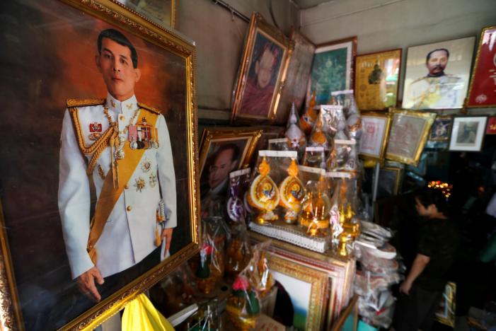 quoc hoi thai lan de cu thai tu vajiralongkorn noi ngoi vua