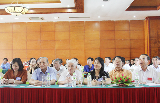 ong nguyen xuan tinh tai dac cu chuc chu tich hoi huu nghi viet nga tinh ha tinh khoa iv