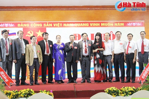 ong nguyen xuan tinh tai dac cu chuc chu tich hoi huu nghi viet nga tinh ha tinh khoa iv