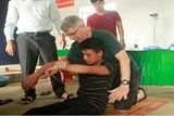 chuyen gia phap dao tao cap cuu tai nan bien cho ngu dan quang ngai