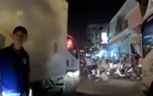 tphcm 3 tai xe xe tai hung hang chan duong ham doa doi danh nguoi lai o to grab