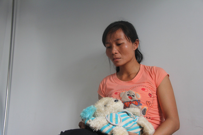 nuoc mat nguoi me bi cuop quyen nuoi con vi mau thuan voi bo me chong em chi muon con trai goi mot tieng me